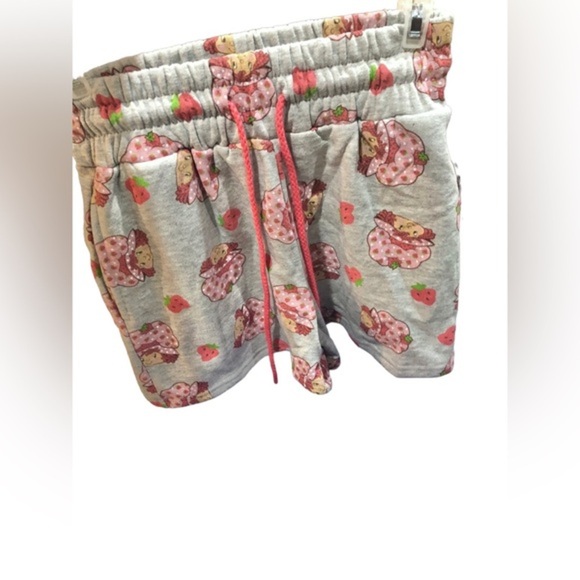 Strawberry Shortcake gray‎ knit strawberry shortcake print shorts size XS new - Picture 2 of 7